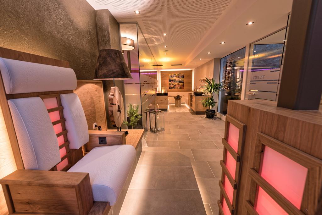 Haus Anemone Apartment แซร์เฟาส์ ภายนอก รูปภาพ