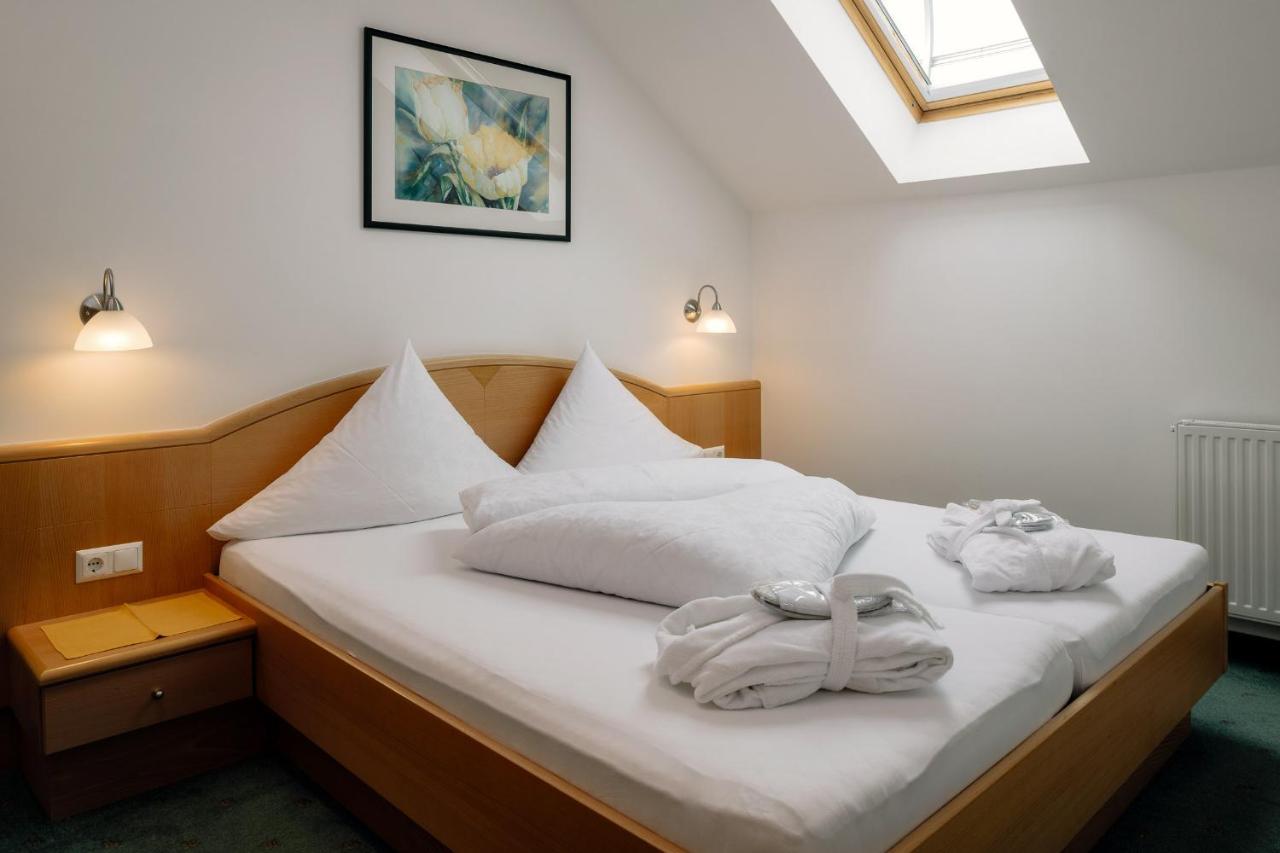 Haus Anemone Apartment แซร์เฟาส์ ภายนอก รูปภาพ