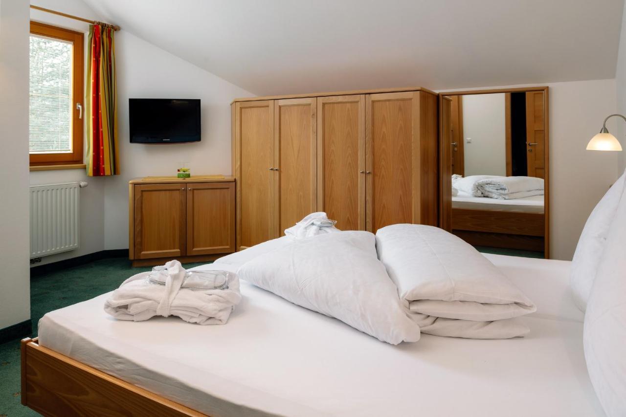 Haus Anemone Apartment แซร์เฟาส์ ภายนอก รูปภาพ
