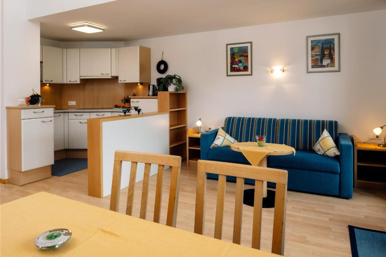 Haus Anemone Apartment แซร์เฟาส์ ภายนอก รูปภาพ