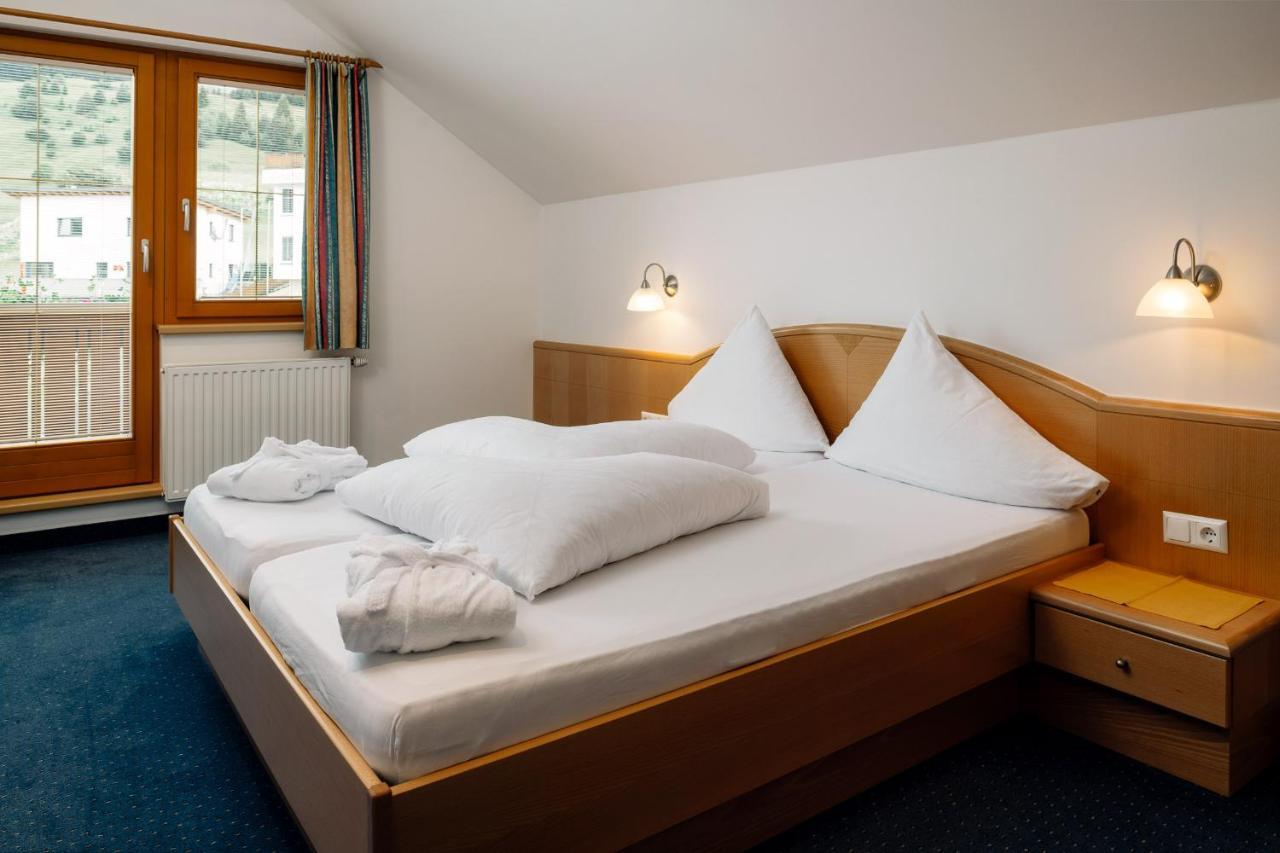 Haus Anemone Apartment แซร์เฟาส์ ภายนอก รูปภาพ
